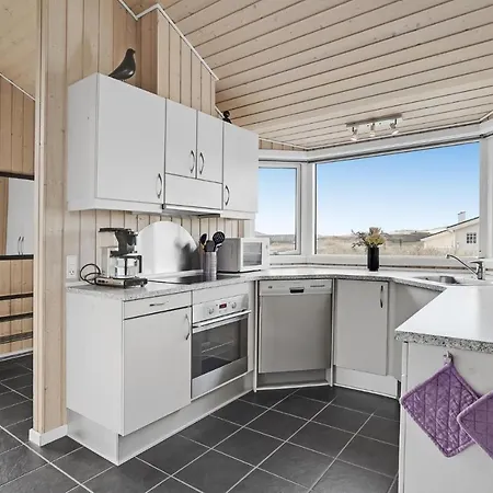 Nice In Hvide Sande With House A Panoramic View Сasa de vacaciones Havrvig